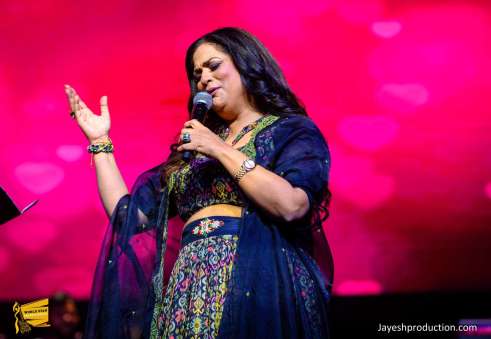 Richa Sharma Live In Concert