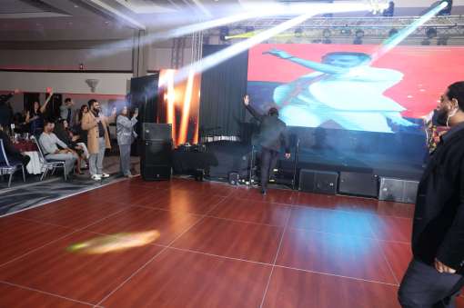 New Year Eve with Ameesha Patel-Live Performance 23-24